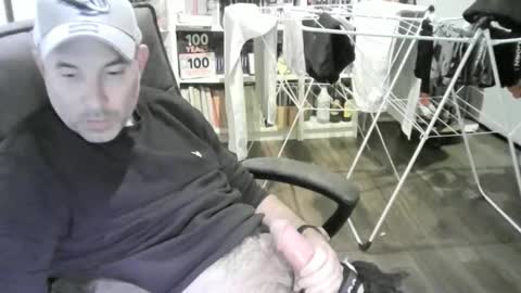 chrisprngr online show from April 28, 2026, 9:42 pm