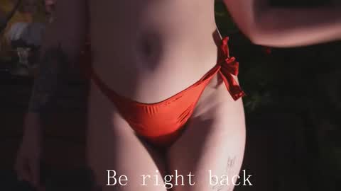 chriss_foxx online show from October 9, 2025, 3:21 pm