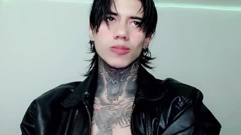 CHRIS  INDEPENT MODEL online show from March 2, 2025, 2:43 pm