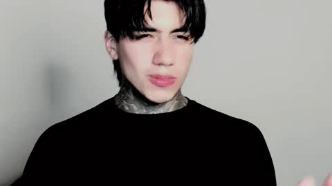 CHRIS  INDEPENT MODEL online show from October 30, 2025, 11:49 pm