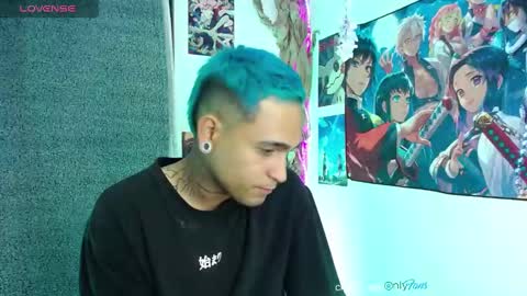 Snapshot of chriss_wg_ chatting on December 9, 2024, 4:45 am Christian Wang online show from December 9, 2024, 4:45 am