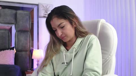 Christal online show from December 11, 2024, 4:28 am