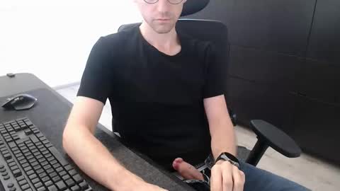 Snapshot of christianblck chatting on October 14, 2025, 7:20 am christianblck online show from October 14, 2025, 7:20 am