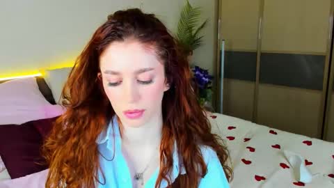 christinaconteeree online show from March 14, 2026, 10:21 am