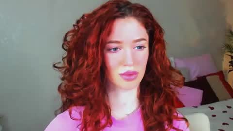 Snapshot of christinaconteeree chatting on July 10, 2026, 7:05 pm christinaconteeree online show from July 10, 2026, 7:05 pm
