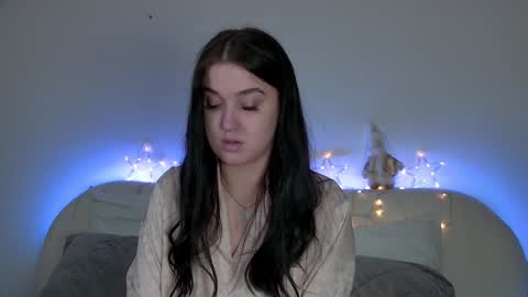 Christina online show from December 10, 2024, 10:26 pm