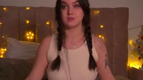 Christina online show from December 14, 2024, 4:12 am