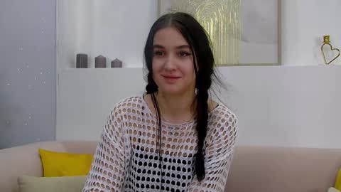Christina online show from December 14, 2024, 6:41 pm