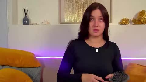 Christina online show from September 25, 2025, 5:33 am