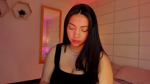 Christine  online show from March 9, 2026, 11:58 am