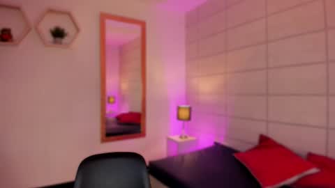 Christine  online show from March 16, 2026, 11:58 am