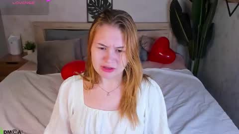 christine_wallker online show from September 16, 2025, 12:22 am