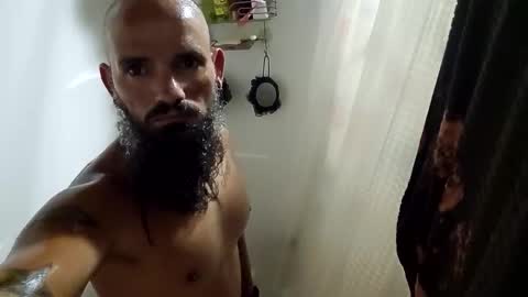 christophermcdonald49 online show from April 27, 2026, 7:39 am