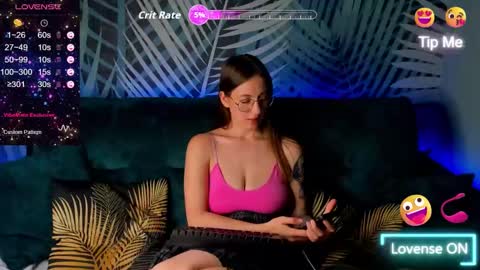 ChristyCrayme online show from October 2, 2025, 1:01 am