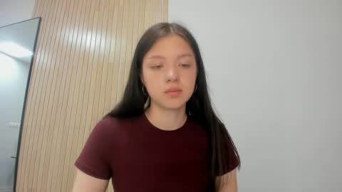 Snapshot of christyhryust chatting on August 6, 2026, 1:24 pm christyhryust online show from August 6, 2026, 1:24 pm