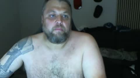 Snapshot of chrizz80 chatting on June 3, 2026, 9:09 pm Chrizz online show from June 3, 2026, 9:09 pm