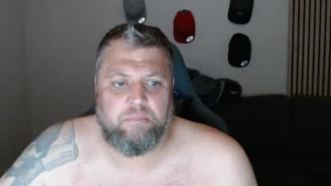 Chrizz online show from June 21, 2026, 9:39 pm