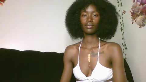 chroe22 online show from February 18, 2026, 9:33 pm