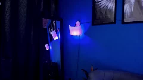 chrristopher77 online show from October 2, 2025, 1:51 pm