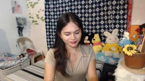 Ur Suraya22 online show from January 13, 2025, 7:31 pm