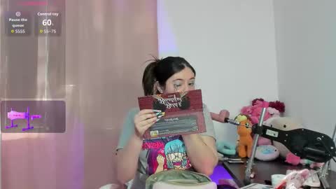 Vanesa online show from October 14, 2025, 3:57 pm