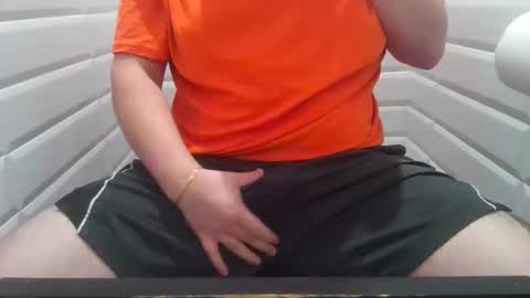 chubbycub14 online show from March 18, 2026, 5:27 pm