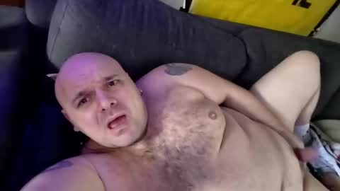 chubbyman40 online show from January 15, 2026, 9:03 am