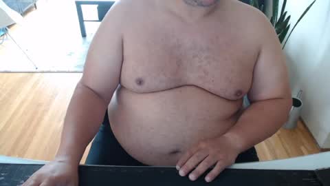 Snapshot of chubbyvix chatting on August 4, 2026, 5:37 pm AstorYvr online show from August 4, 2026, 5:37 pm