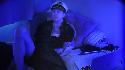 Snapshot of chubschadwell chatting on October 31, 2025, 2:40 pm ChubsChadwell online show from October 31, 2025, 2:40 pm