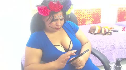 paula online show from November 1, 2025, 2:57 am