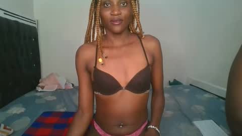 chyna_baibe online show from September 13, 2025, 5:35 pm