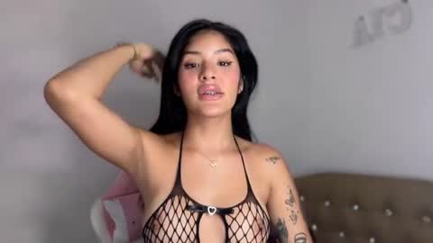 Snapshot of ciaxxxmendez chatting on June 11, 2026, 3:43 pm ciaxxmendezz online show from June 11, 2026, 3:43 pm