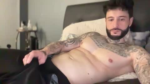 Snapshot of cicigetthe85 chatting on February 3, 2026, 3:37 am cicigetthe85 online show from February 3, 2026, 3:37 am