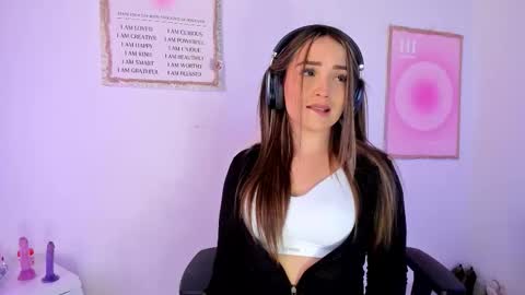 Ciindy Lovers online show from January 8, 2026, 7:49 pm