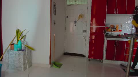 Snapshot of ciindy_lovee chatting on June 12, 2026, 3:55 pm Ciindy Lovers online show from June 12, 2026, 3:55 pm