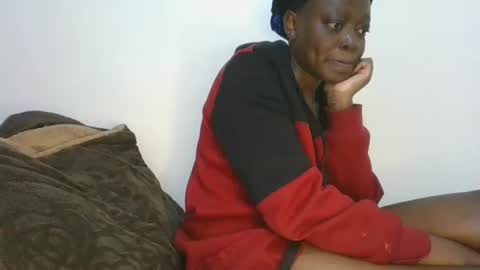 cilia petite online show from January 7, 2026, 6:21 pm