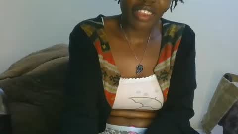 cilia petite online show from February 3, 2026, 4:32 am