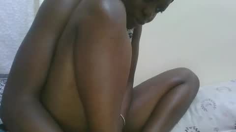 cilia petite online show from February 18, 2026, 11:28 am