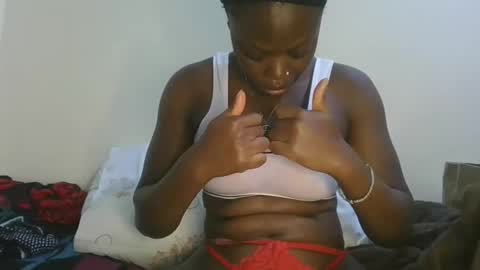 cilia petite online show from February 23, 2026, 1:03 am