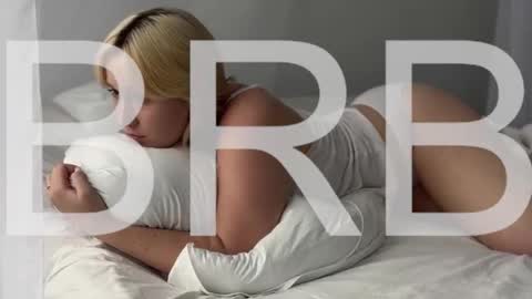 Cin Bellamy online show from November 3, 2025, 3:41 am