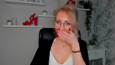 Cinderella online show from March 18, 2026, 6:27 am