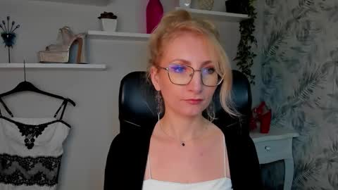 Cinderella online show from March 24, 2026, 6:29 am