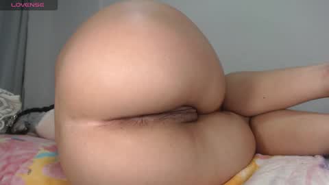 Snapshot of cindy__gray chatting on April 21, 2026, 12:34 am CINDY online show from April 21, 2026, 12:34 am