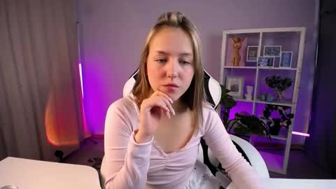 cindylovesmith online show from February 28, 2026, 3:40 am