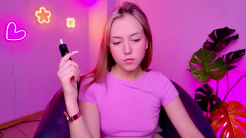 cindylovesmith online show from March 3, 2026, 5:13 am