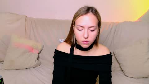 cindylovesmith online show from April 27, 2026, 3:59 am