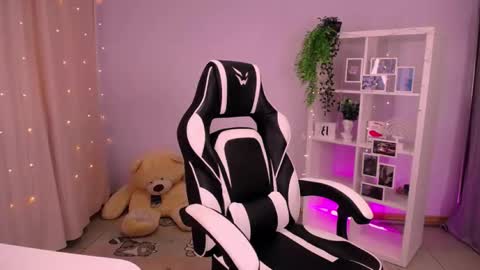 Snapshot of cindysparkl chatting on October 21, 2025, 4:13 am Cindy online show from October 21, 2025, 4:13 am