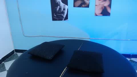 Cinthya online show from February 9, 2026, 3:49 pm