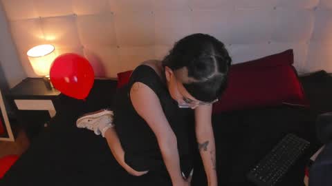 Cintya online show from February 25, 2025, 1:09 am