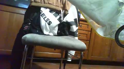 ciop1962 online show from November 17, 2025, 4:13 pm